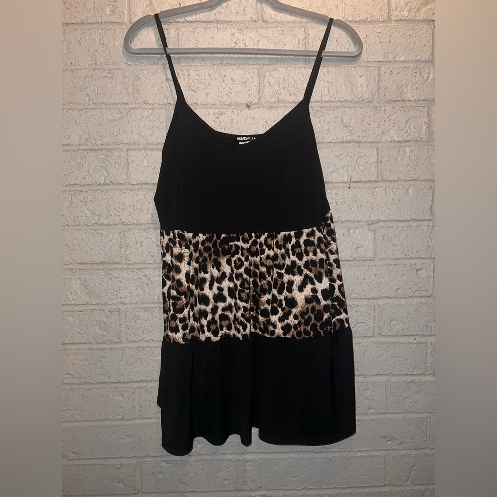 Heimish wrinkle free Bulgari leopard and black tunic in medium